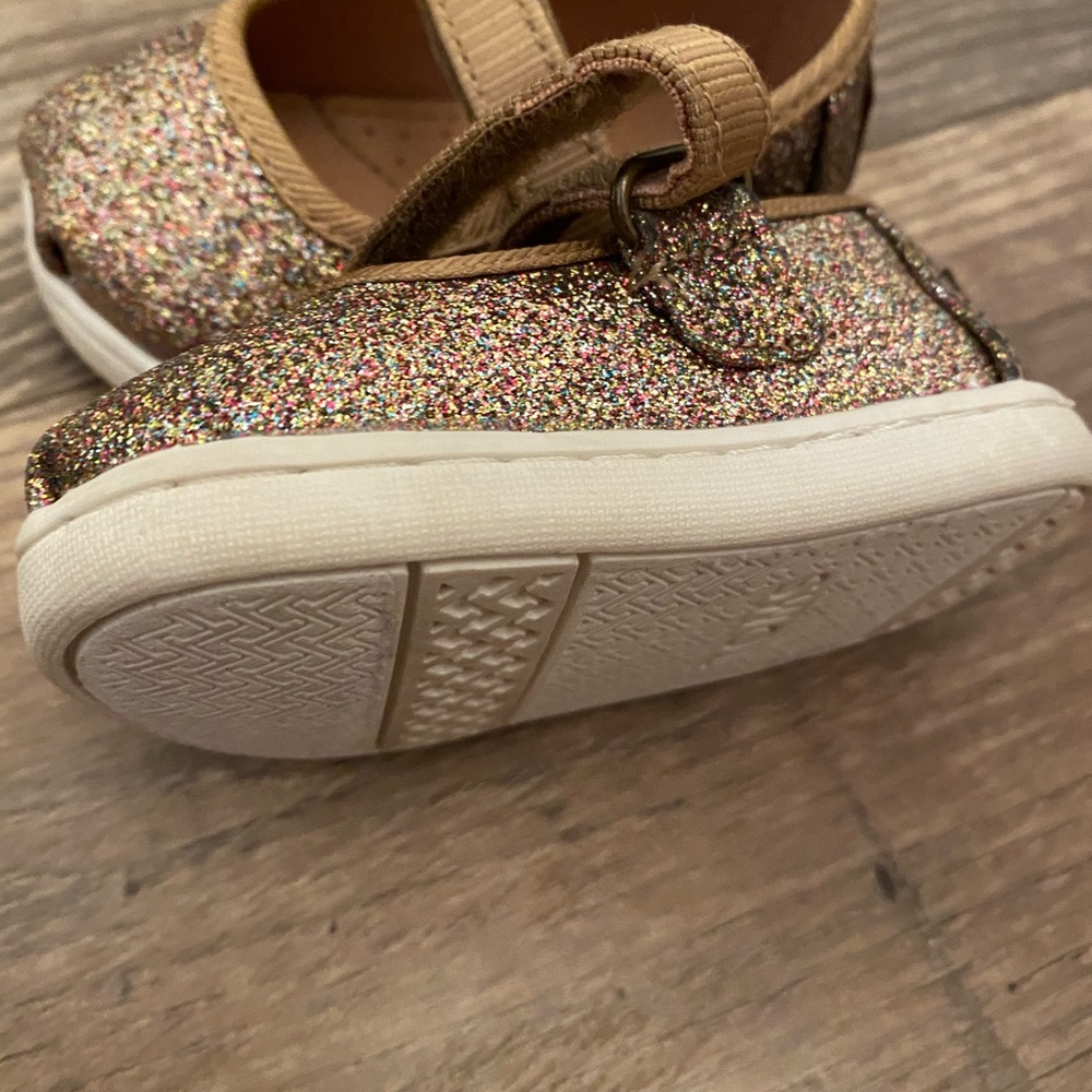 Toms Mary Janes